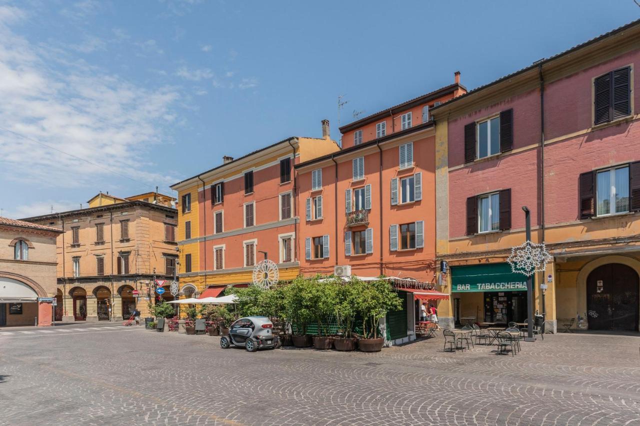 Aldrovandi Luxury Suites And Apartment Bologna Exterior photo