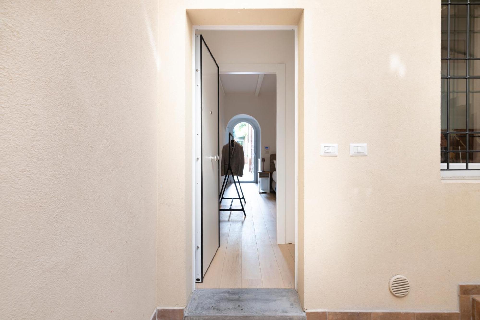 Aldrovandi Luxury Suites And Apartment Bologna Exterior photo