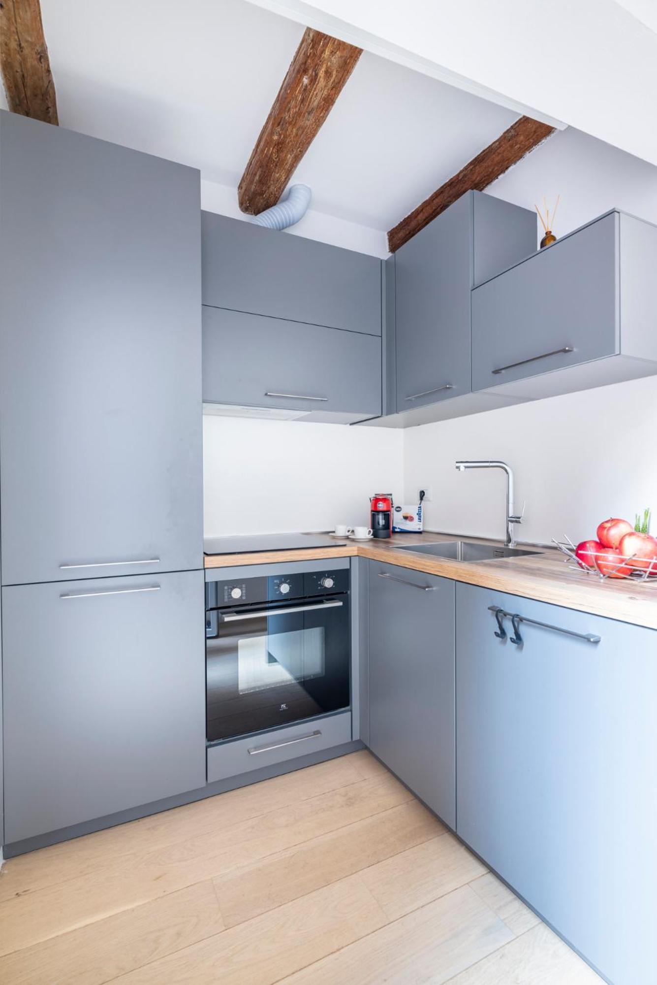 Aldrovandi Luxury Suites And Apartment Bologna Exterior photo